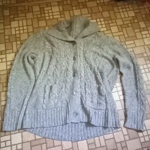 Botton up sweater size XL